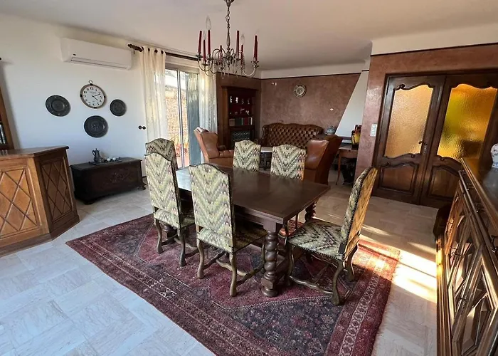 Villa Dans Son Jus Avec Grande Piscine Privee Saint Aygulf