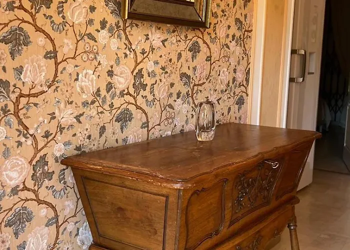 Dans Son Jus Avec Grande Piscine Privee Villa